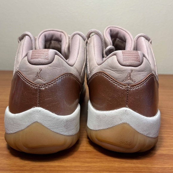Jordan 11 Retro Low Rose Gold - Picture 7 of 9